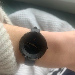 BLACK WOMENS MVMT WATCH